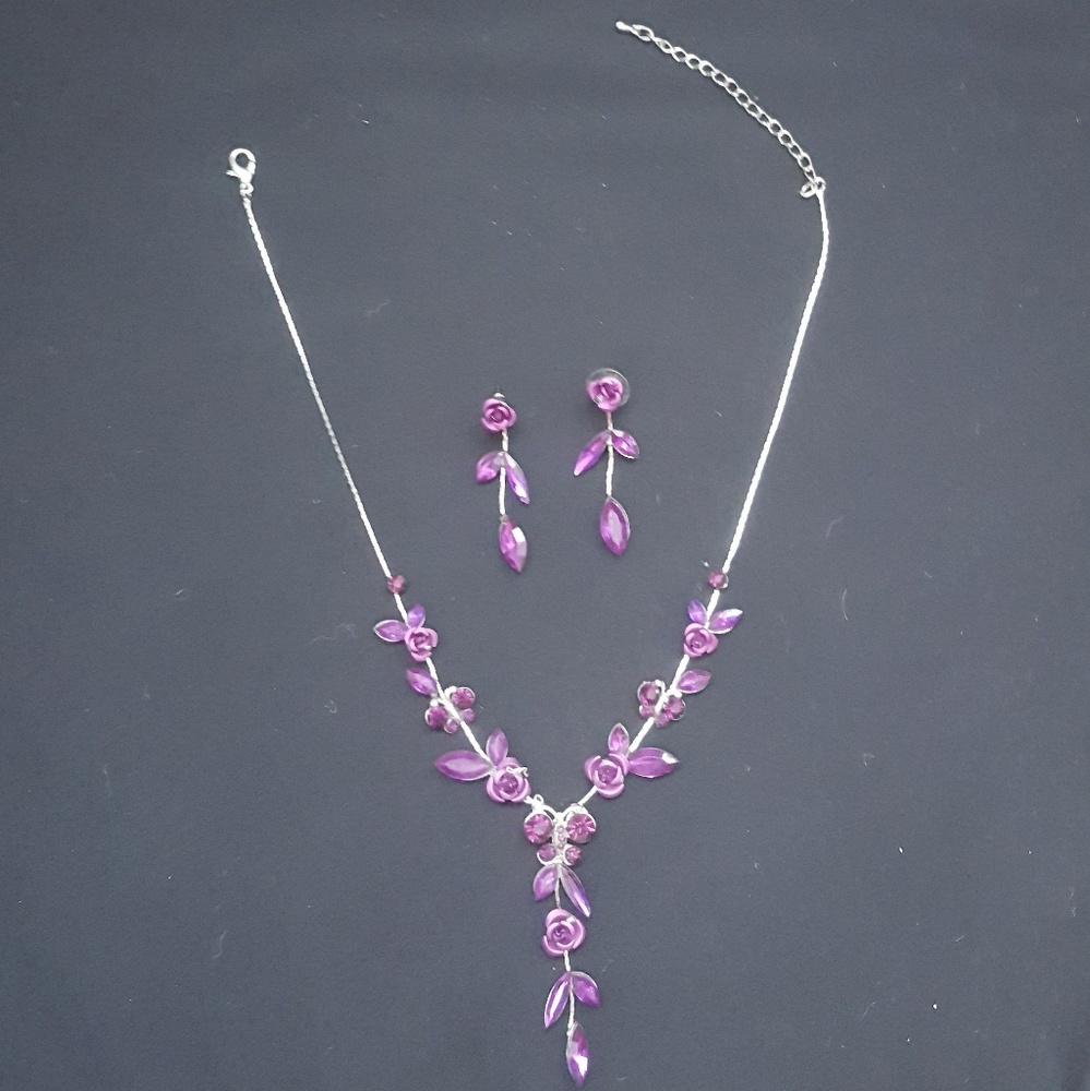 Necklace and Earrings Set